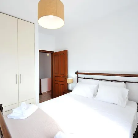 Mistral Maisonette Milos